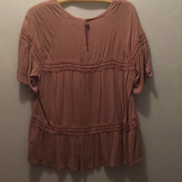 Short sleeve top- beige color - Picture 2 of 4